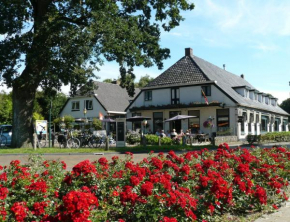  Hotel Restaurant De Koningsherberg   Анлоо